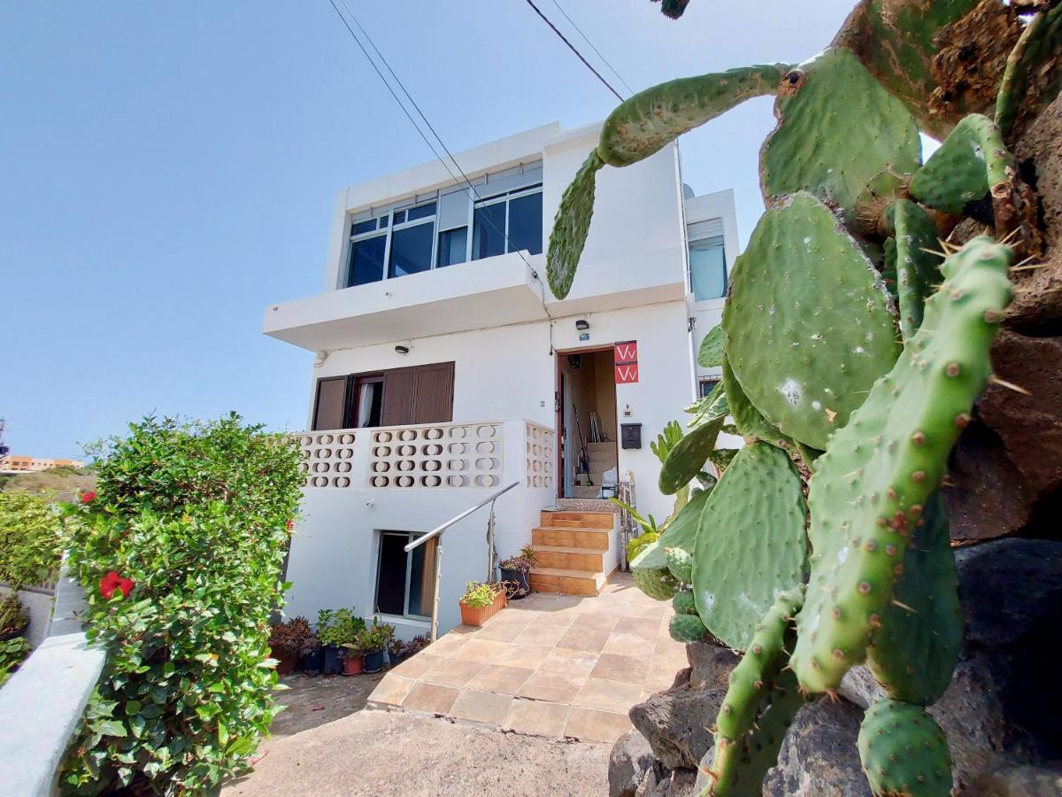 Casa Ana Con Balcon Apartment Punta Del Hidalgo Exterior photo